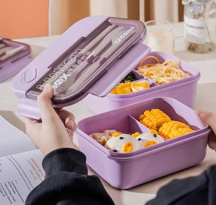 【🔥Year-end Clearance】🥪 3-Layer Lunch Box with Fork & Spoon | 💼 Office, School & Travel Ready | 🔒 Fresh & Leakproof & Microwave Safe!